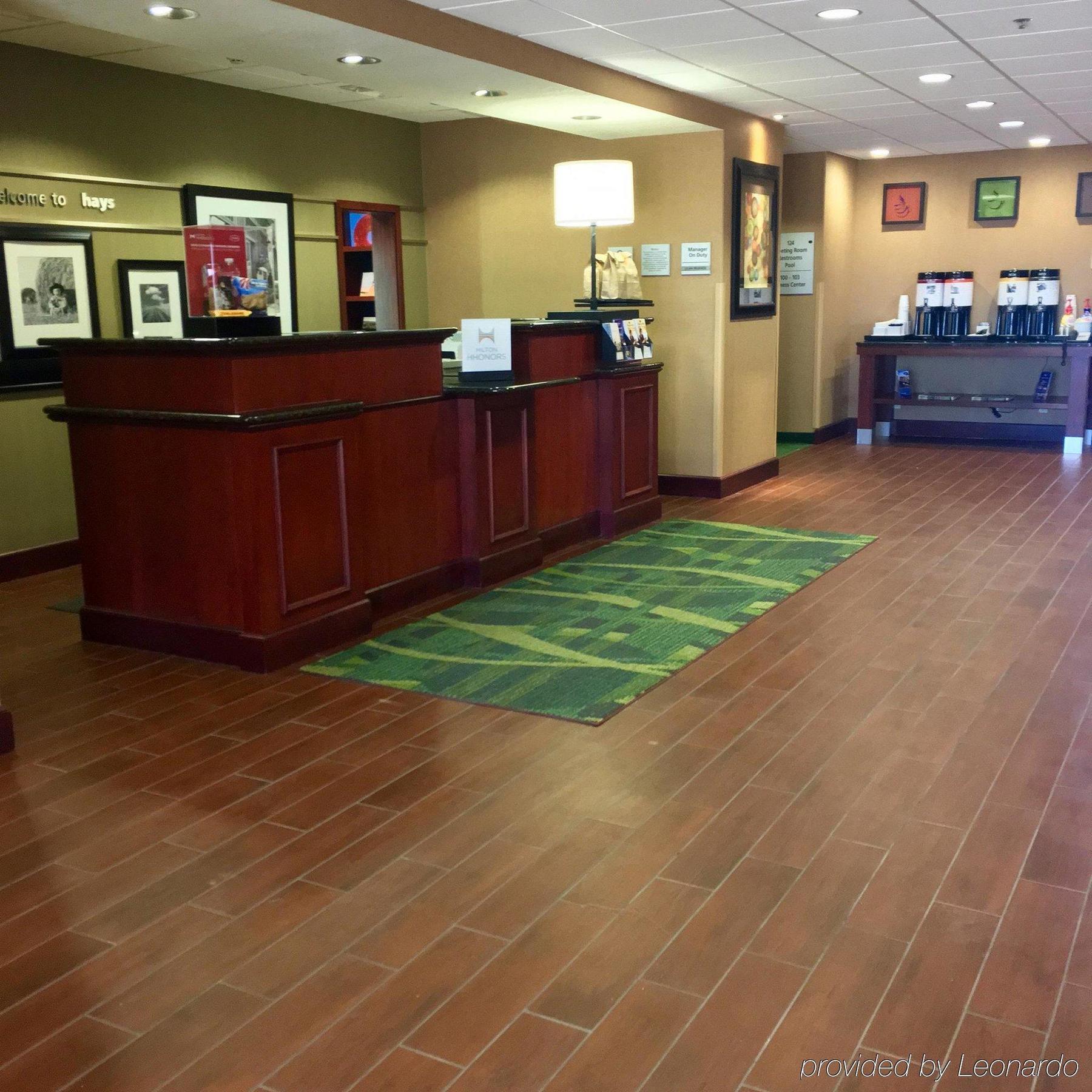 Hampton Inn Hays-North Of I-70 Exterior foto